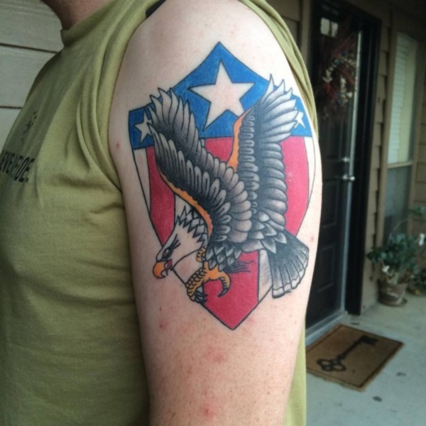 National flag and eagle tattoo could make you feel proud and patriotic as well.
