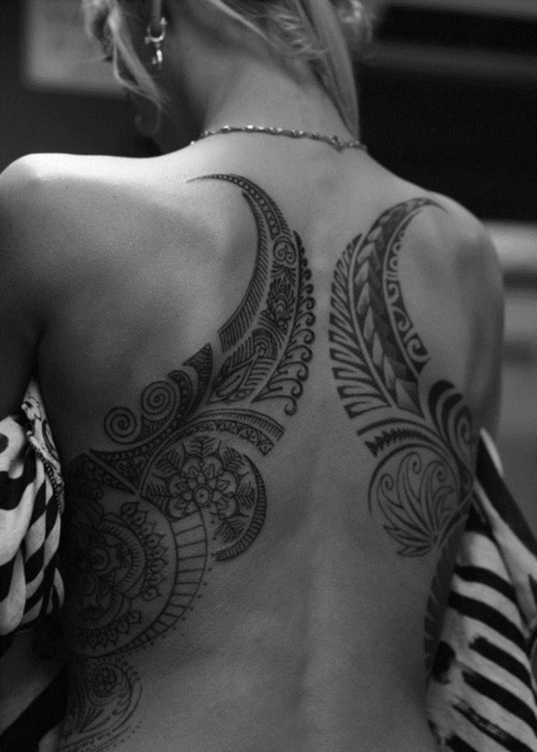 The unique and alluring pattern of this back tattoo design is a must have choice for you.