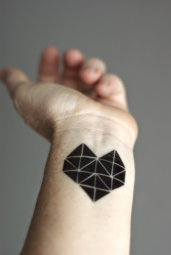 Black color and triangular patterns can craft something awesome for you as you can see.