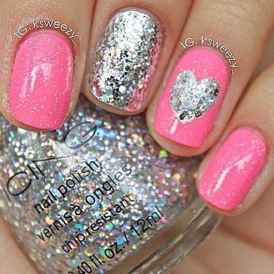 Cool pink and sparkly nails for Valentines day. Valentine’s Day Nail Art