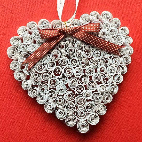 Quilling heart for home decor at Valentines day.