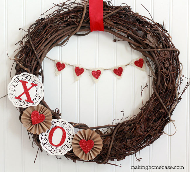 Rustic Valentines day wreath.