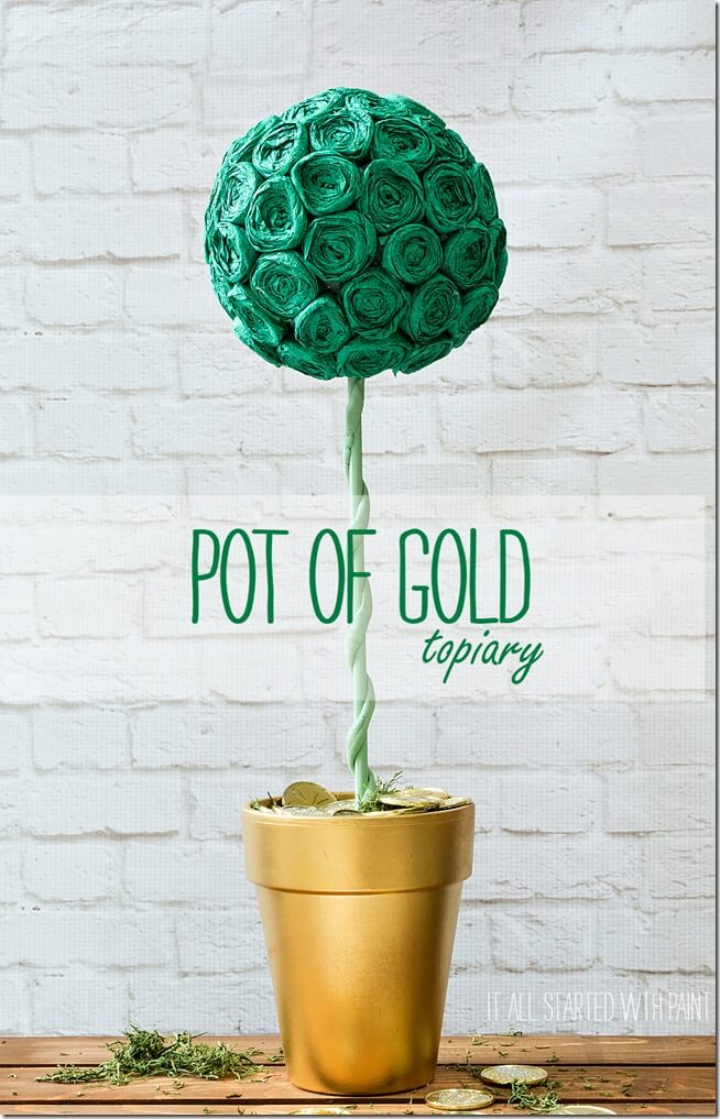 Gorgeous simple pot of gold topiary.