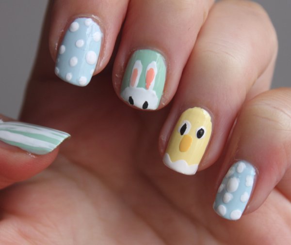 Amazing Easter nails.