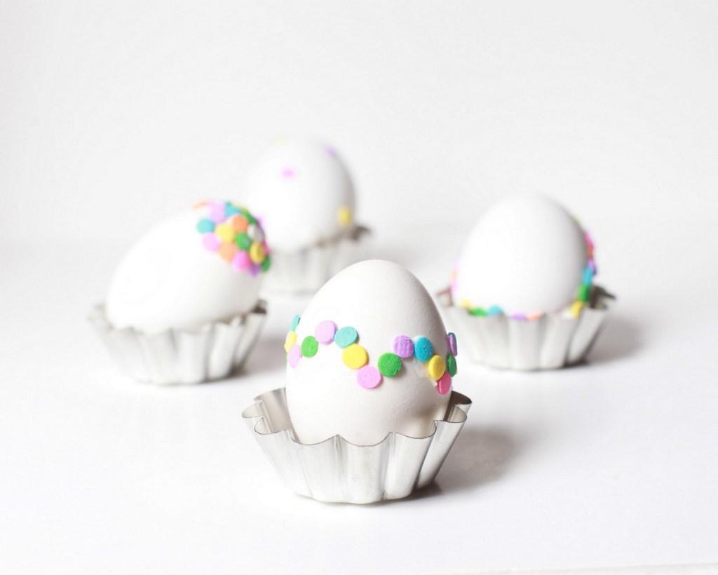 Easy confetti Easter eggs.