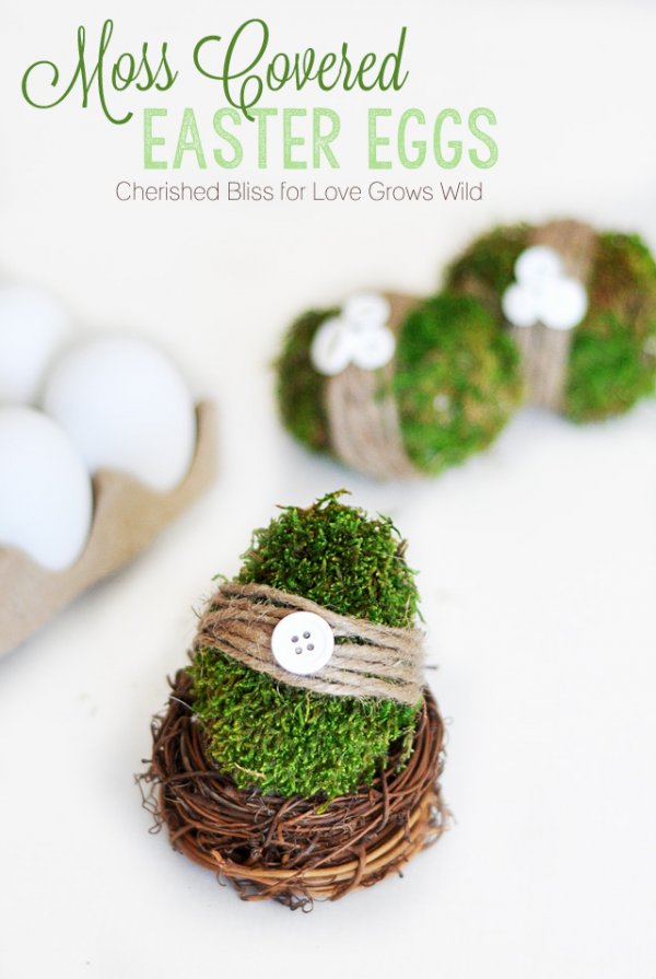 Nature inspired Easter egg bundled with moss and twine.