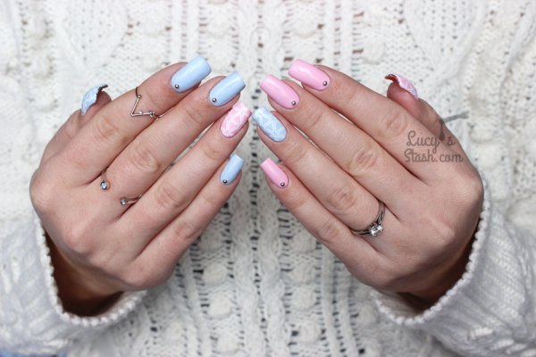 Pretty pastel nails for spring.