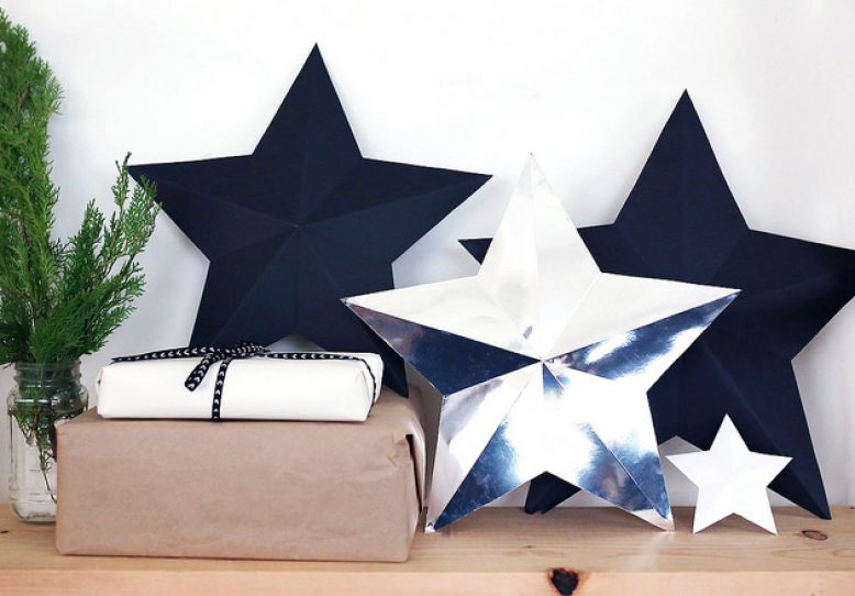 3D star gift box for festive season.