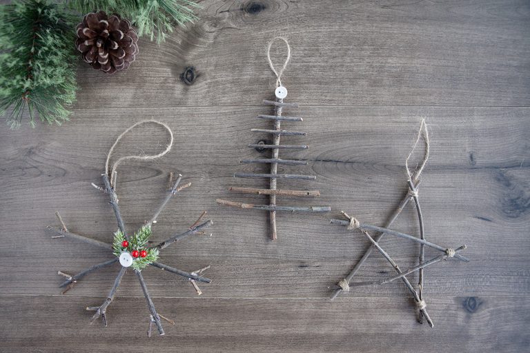 Easy twig Christmas tree ornaments.