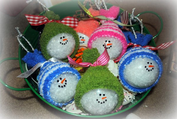 Little snowmen ornaments.