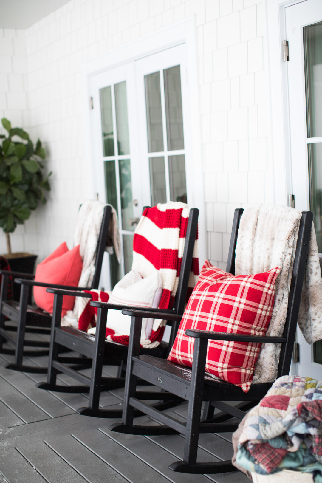 Red & white porch decor.