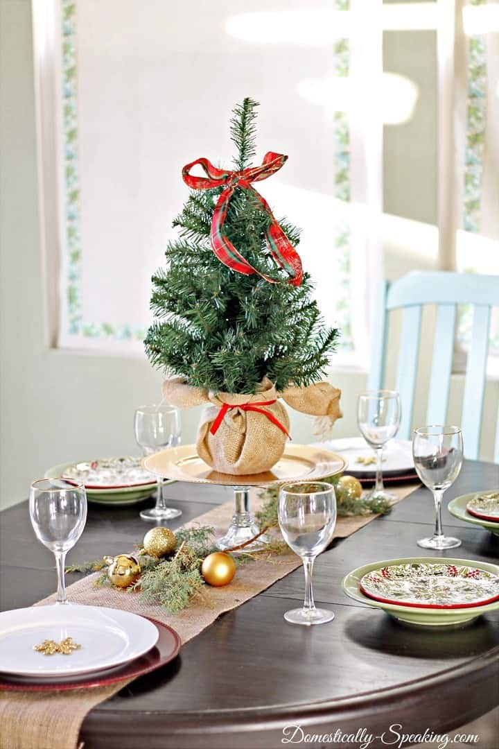 Table top mini Christmas tree.
