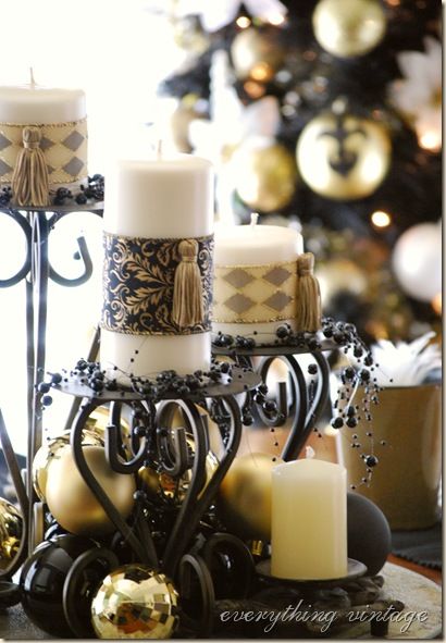 Dress up your white candles into festive mode.