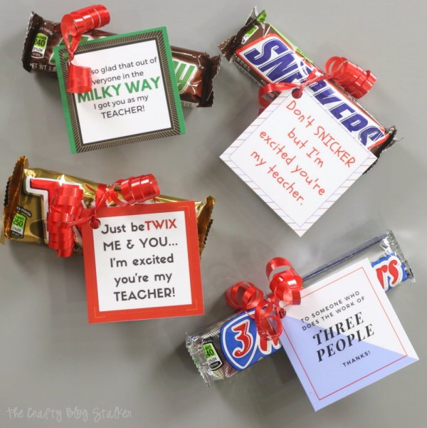 Candy bar with beautiful messages.