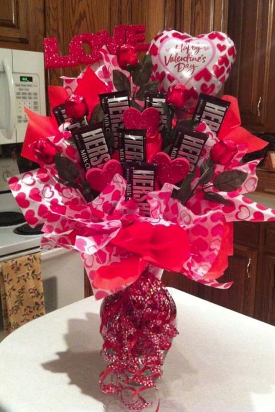 Awesome candy bouquet for Valentines day.