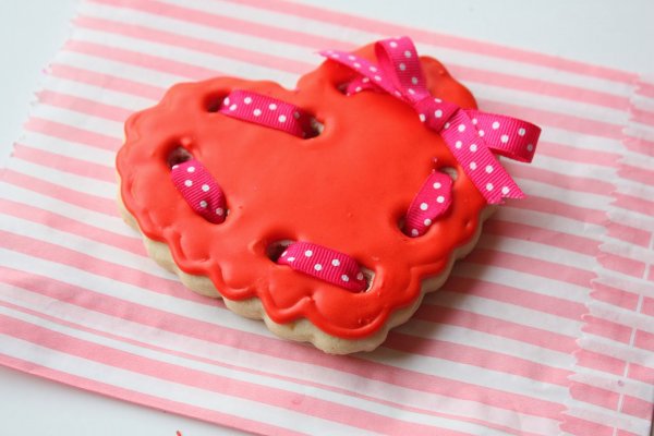 Favorite ribbon heart cookies.