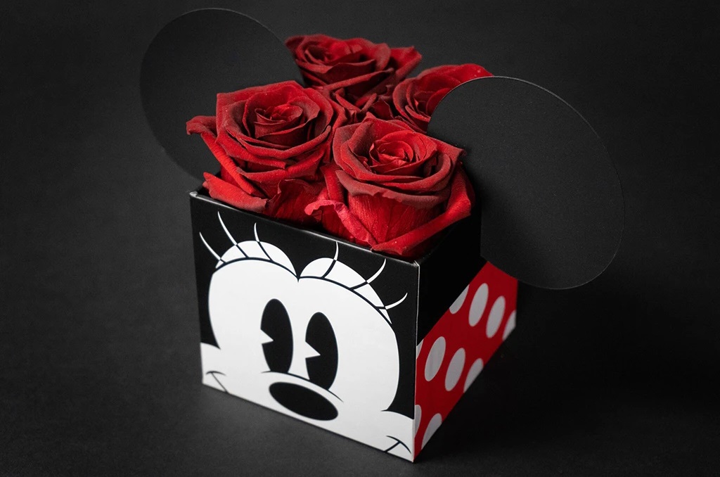 Mickey mouse eyes for you roses in box.