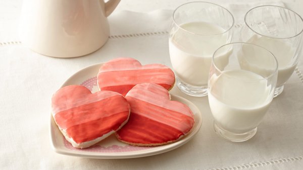 Painted sugar cookies in heart shape.