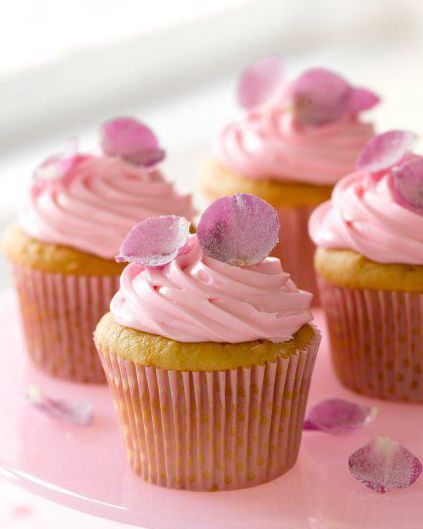Rose petal cupcakes.