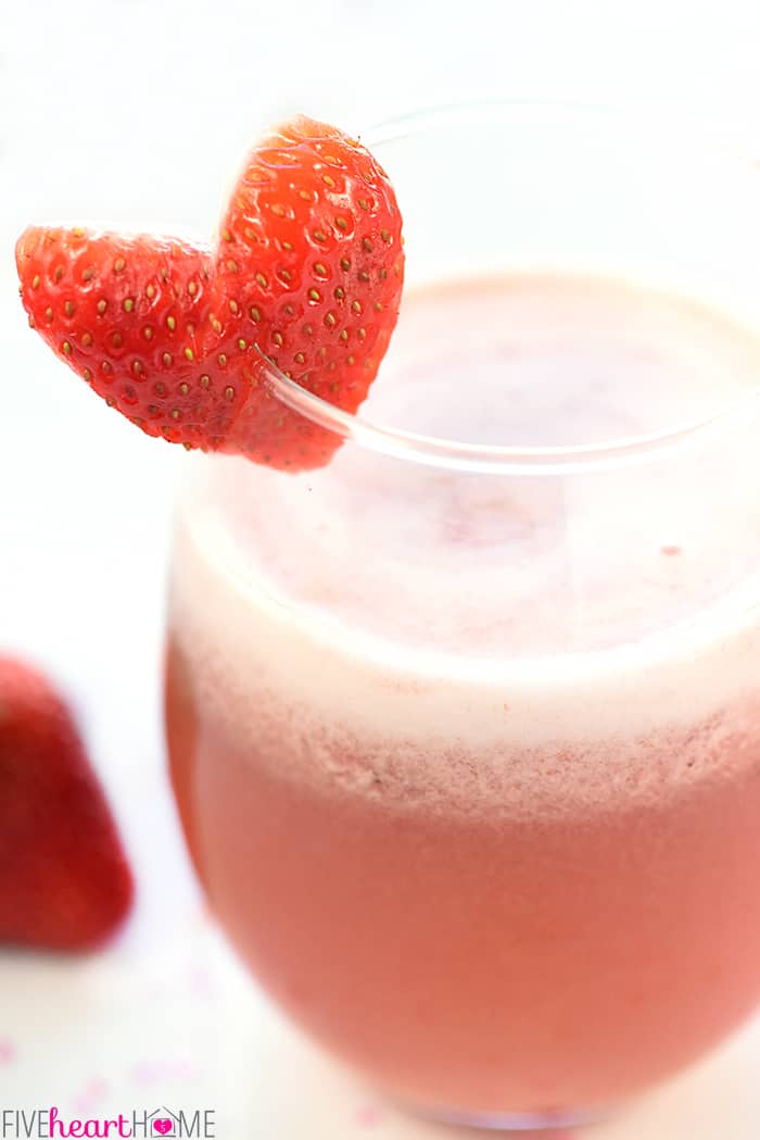 Sparking strawberry floats.