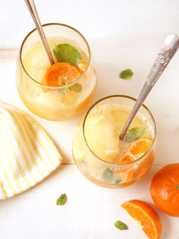 Tangerine sorbet champagne floats. Valentine's Day Cocktail Recipes