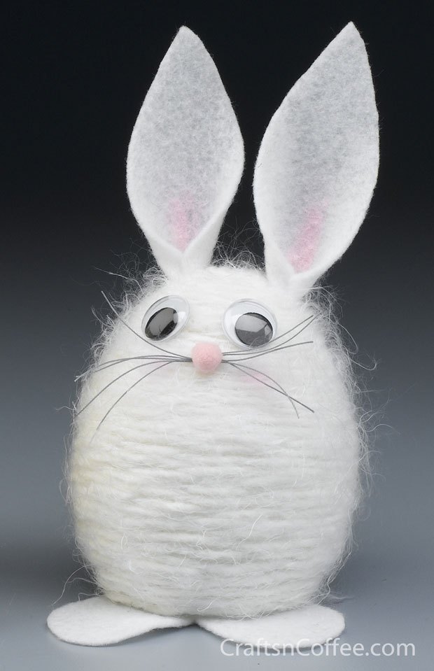 Amazing yarn bunny.