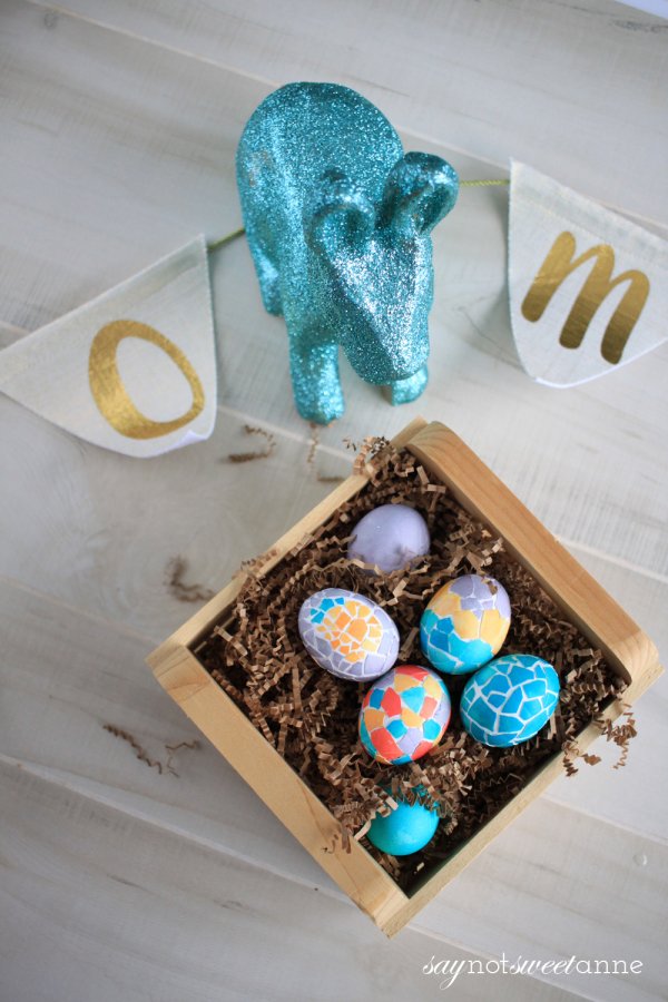 Mosaic eggs for Easter.