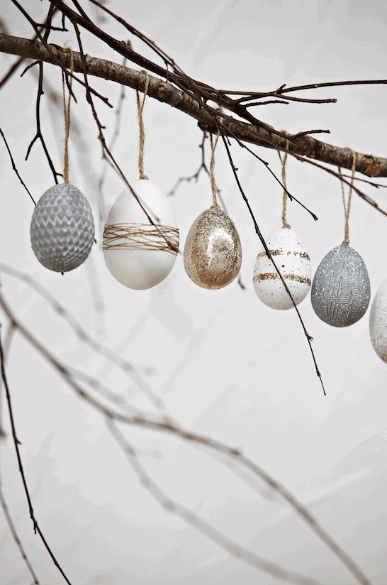 Scandinavian inspired hanging Easter eggs.