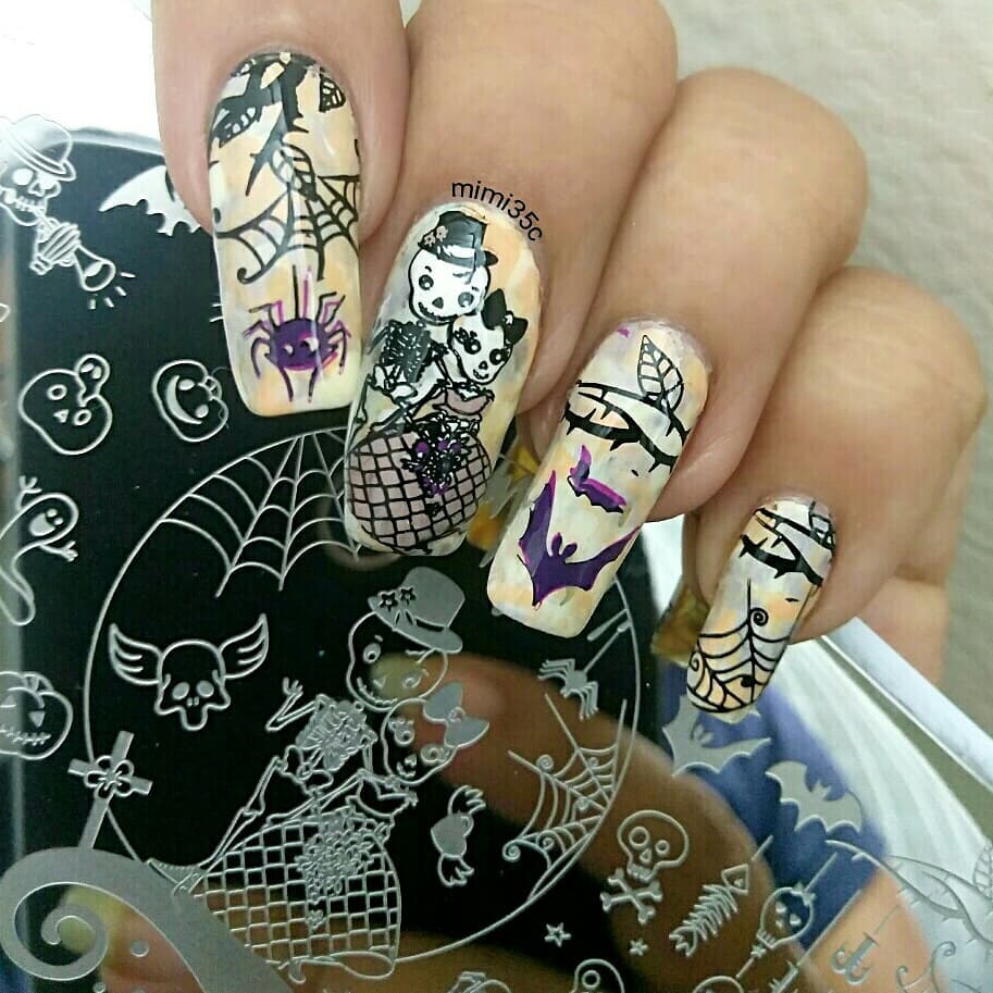 Scary Halloween nails. Pic by mimi35c