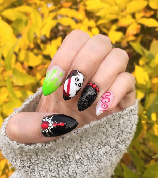 Stylish Nail Art Design For Nail Art Lovers. Pic by kenzie.conrad