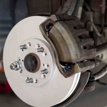 Signs You Need to Get New Car Brakes