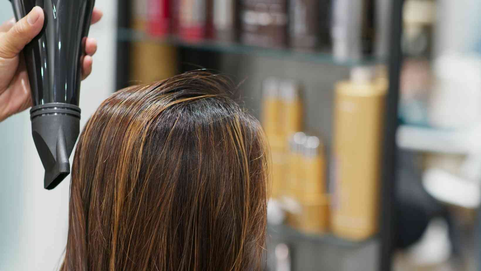 Pineapple Hair Technique Beauty Tip